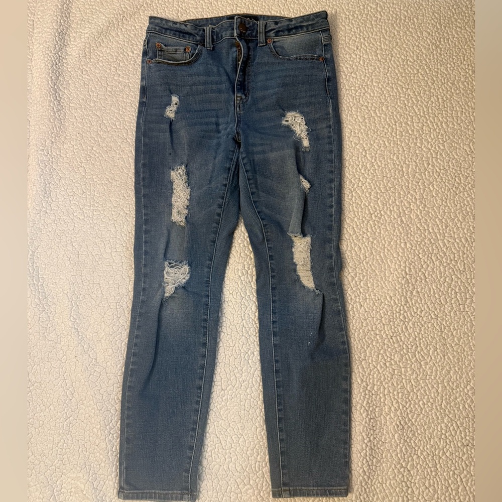 Aeropostale Distressed Skinny Jeans in Blue